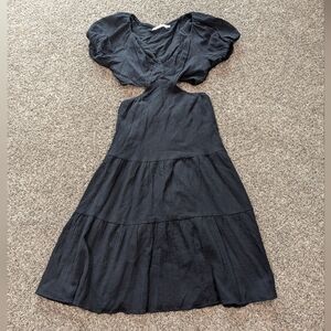 NWT ASTR The Label Puff Sleeve Cutout Midi Dress Black Size Medium